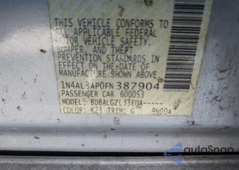 2015 Nissan Altima 2.5/2.5 S/2.5 Sl/2.5 Sv z USA, uszkodzony, nr VIN 1N4AL3AP0FN387904